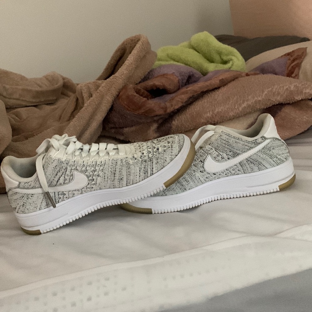 Nike shoes